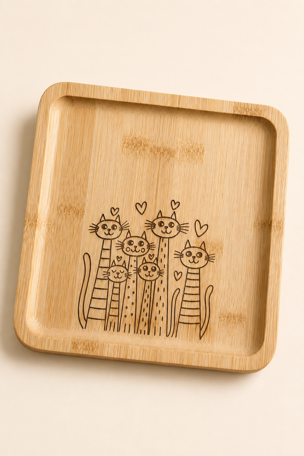 Classic Kedi Ailesi Kare Bambu Meyve ve Sunum Tabağı - 20x20