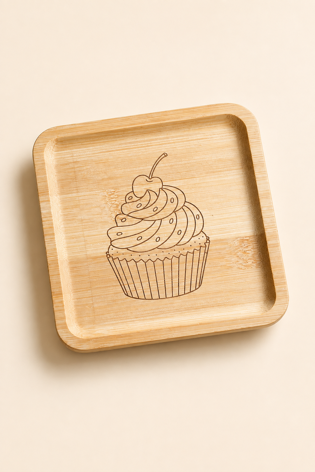 Classic Cupcake Bambu Meyve Tabağı - 15x15